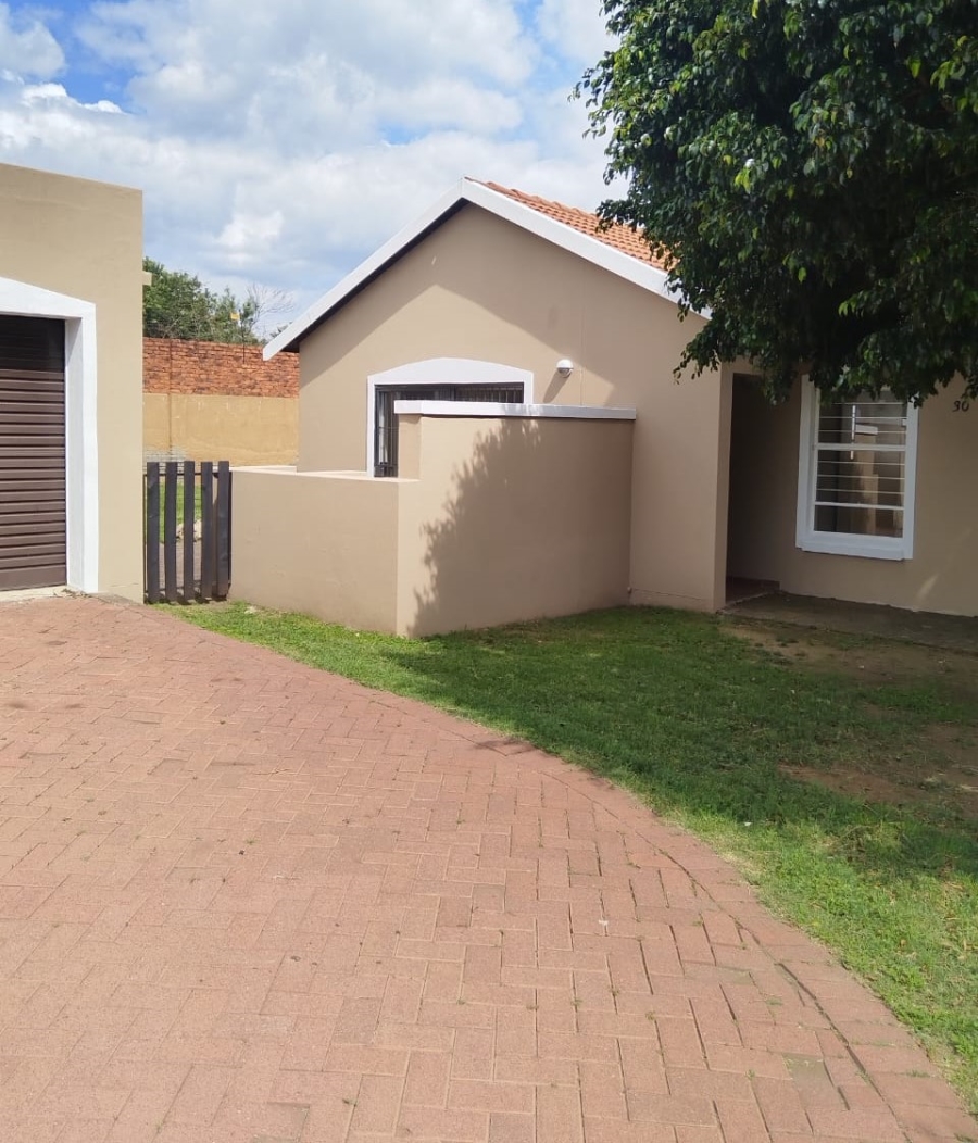 2 Bedroom Property for Sale in Brits North West